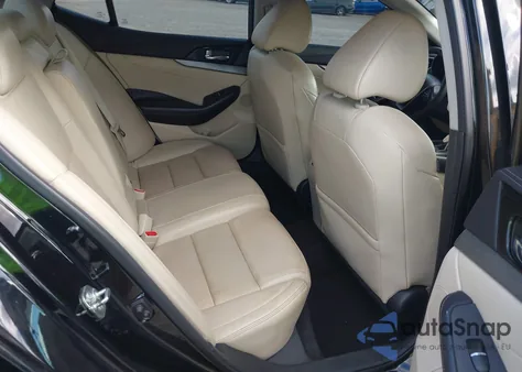 2016 Nissan Maxima 3.5 Sv from USA, damaged, VIN 1N4AA6AP6GC409165